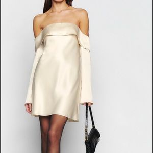 Brand new with tags Reformation Maeve dress in almond size small.